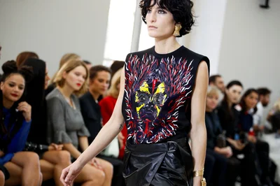 Look 12